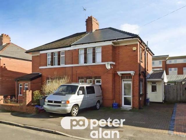 Apartment for rent in Falcon Lodge, Wales