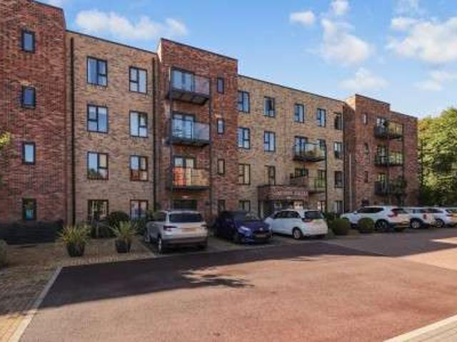 Apartment for sale in Moscar Cottages, Sheffield