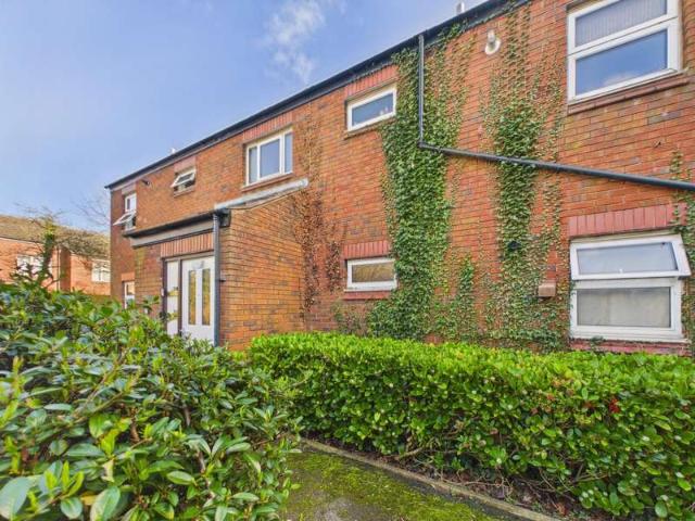 Apartment for sale in Worsley Mesnes, Wigan