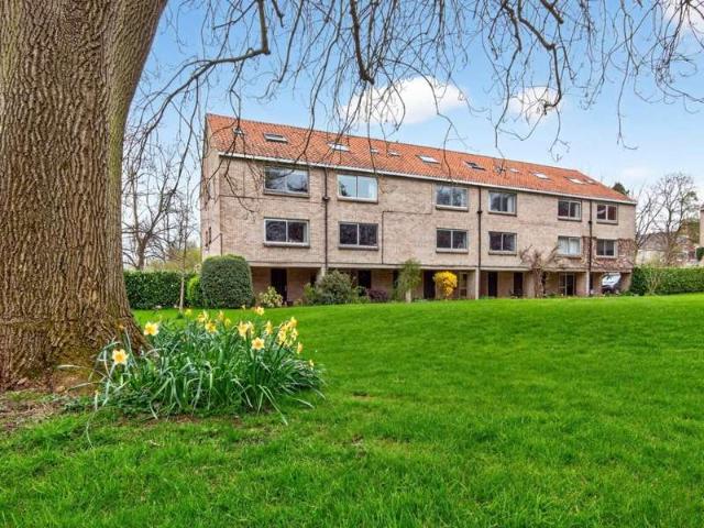 Apartment for sale in High Field, York