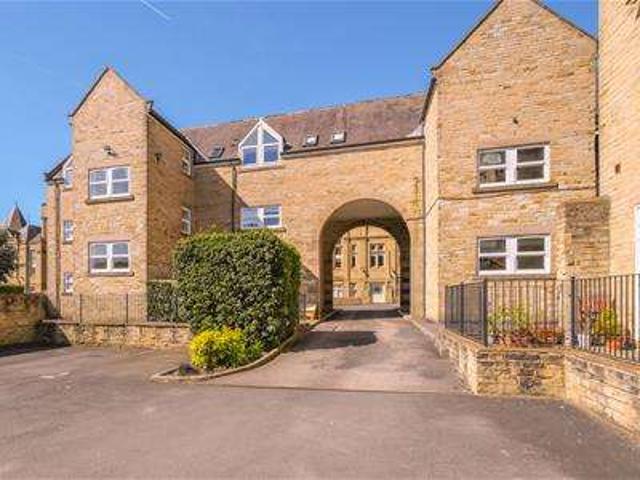 Apartment for sale in Claremount, Halifax