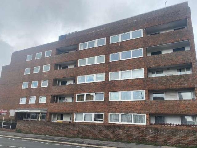 Apartment for sale in Broomgrove, Guestling Green