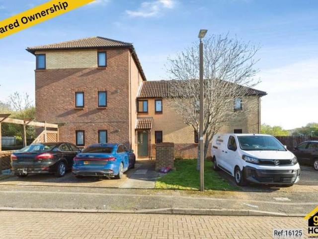 Apartment for sale in Monkston Park, Milton Keynes