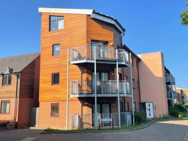 Apartment for sale in Monkston Park, Milton Keynes