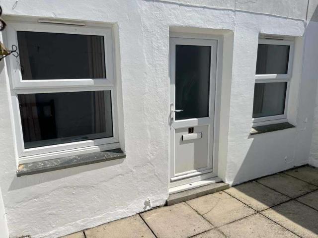 Apartment for sale in Wherrytown, Penzance