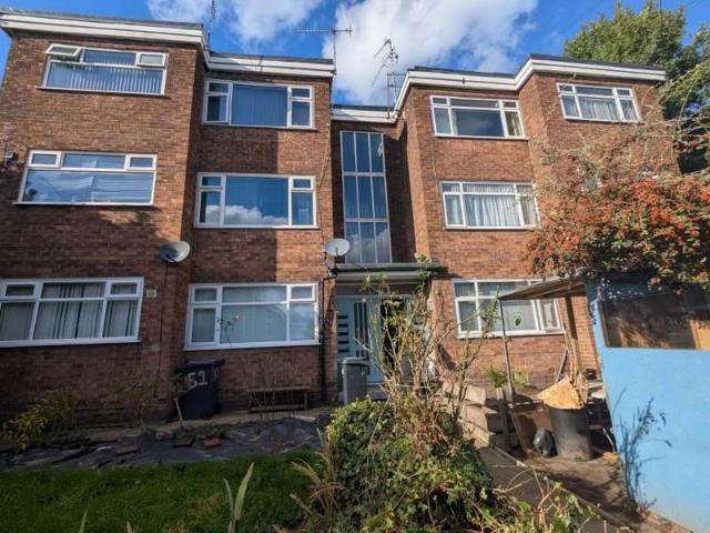 Apartment for sale in Simister, Bury