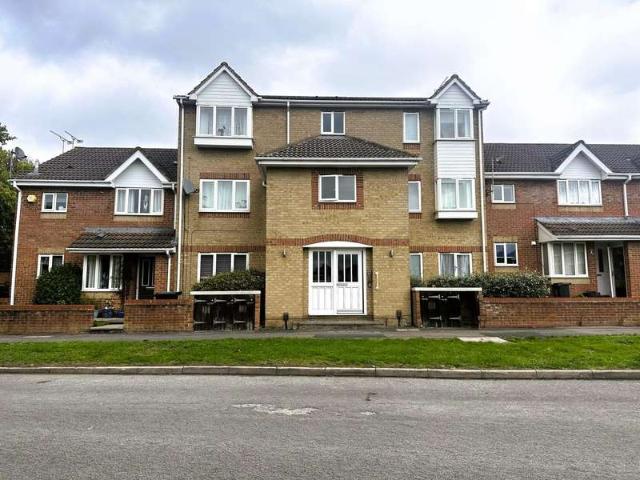 Apartment for sale in Rodbourne, Swindon