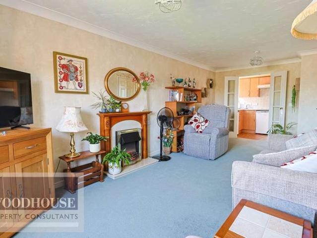 Apartment for sale in Broxbourne, Hertfordshire