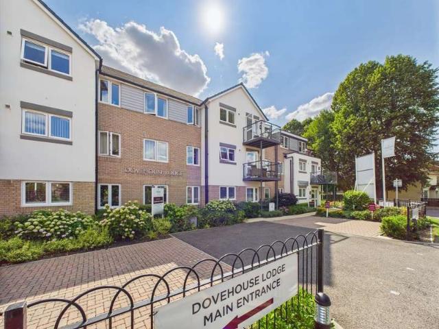 Apartment for sale in King's Walden, Hertfordshire