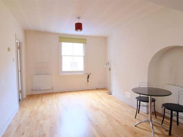 Apartment for rent in Maida Vale, Greater London