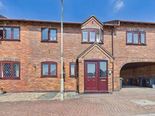 Apartment for sale in Stretton Baskerville, Barton