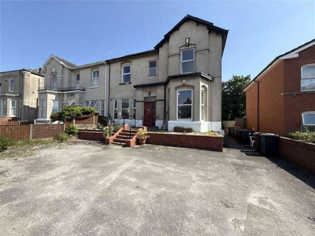 Apartment for sale in Southport, Sefton