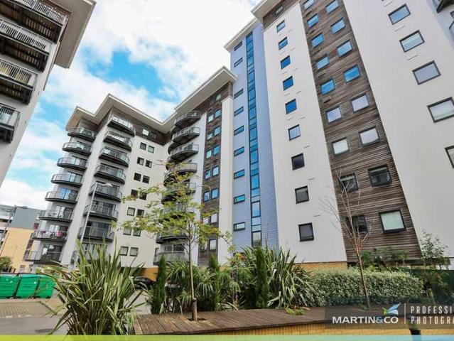 Apartment for sale in Cardiff International Sports Village, Falcon Lodge