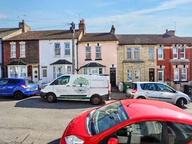 Apartment for sale in Old Town, Heathlands