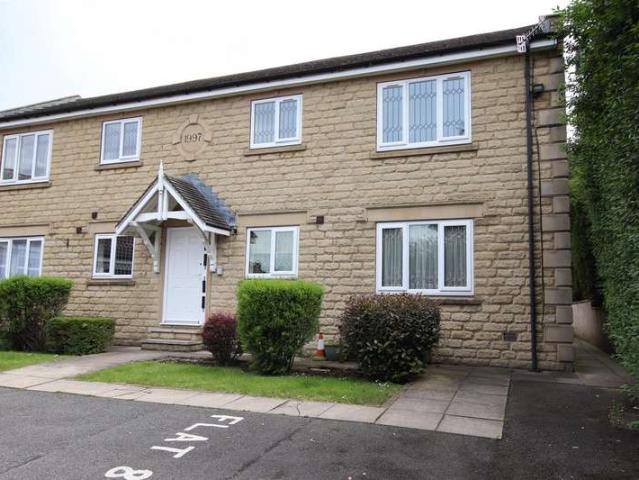 Apartment for sale in Thackley, Bradford