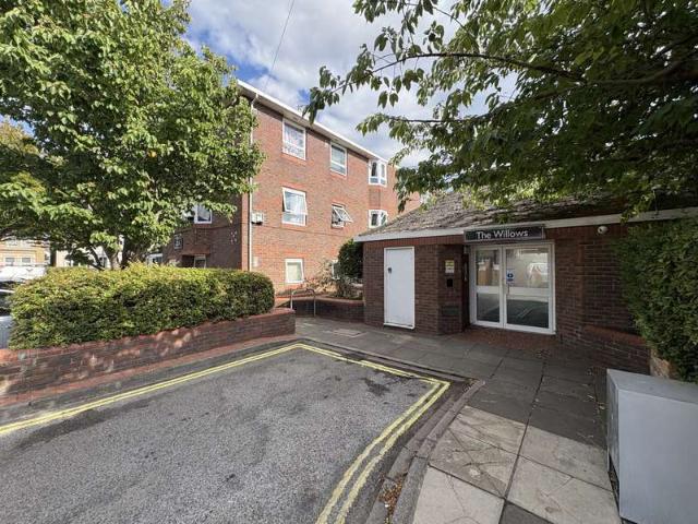 Apartment for sale in Tipner, City Of Portsmouth