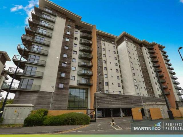 Apartment for sale in Cardiff International Sports Village, Falcon Lodge