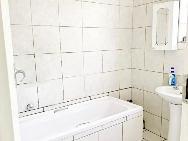 Apartment for sale in Vosloorus, Gauteng