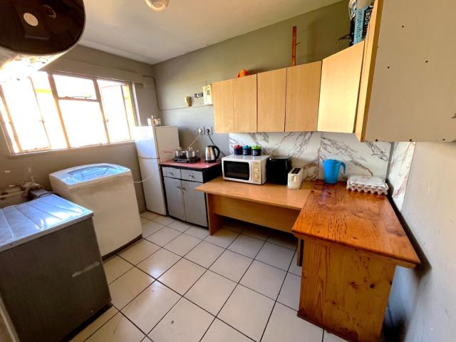 Apartment for sale in Port Elizabeth, Eastern Cape