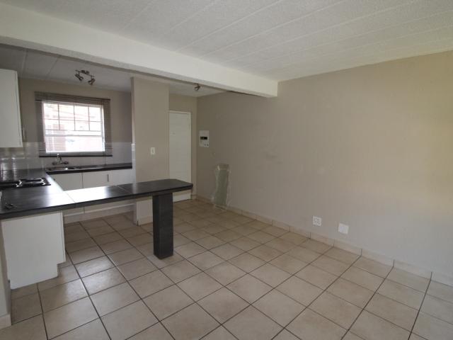 Apartment for sale in Nooitgedacht, Gauteng