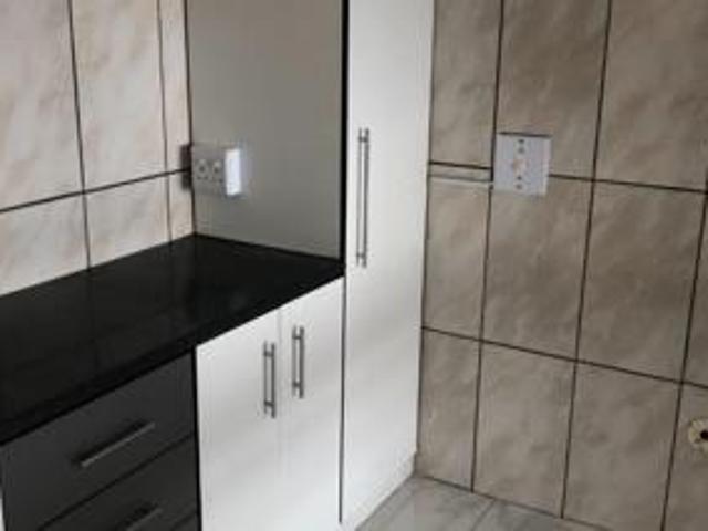 Apartment for sale in Kingsburgh, Kwazulu-natal