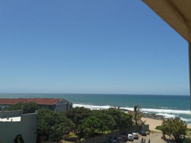 Apartment for sale in Kingsburgh, Kwazulu-natal