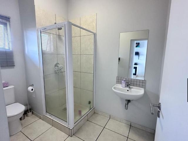 Apartment for sale in Princess Grant, Kwazulu-natal