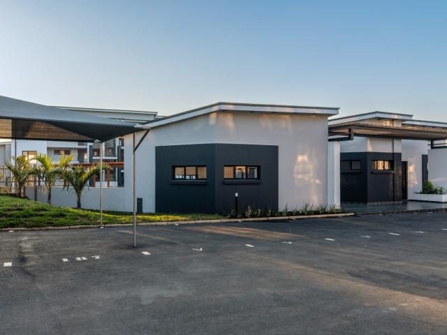 Apartment for sale in Princess Grant, Kwazulu-natal