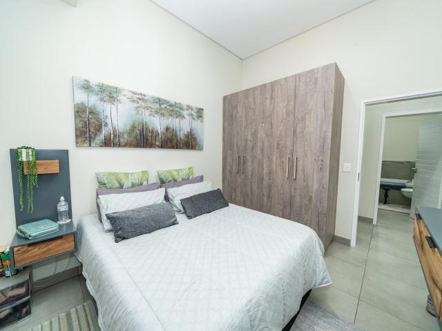 Apartment for sale in Vosloorus, Gauteng