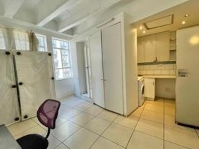 Apartment for sale in Vosloorus, Gauteng
