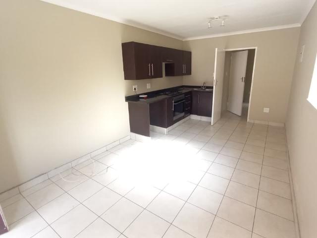 Apartment for sale in Vosloorus, Gauteng