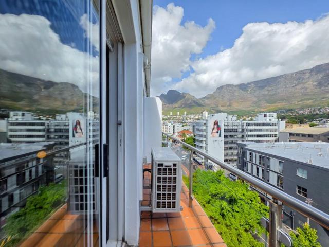 Apartment for sale in Cape Town, Western Cape