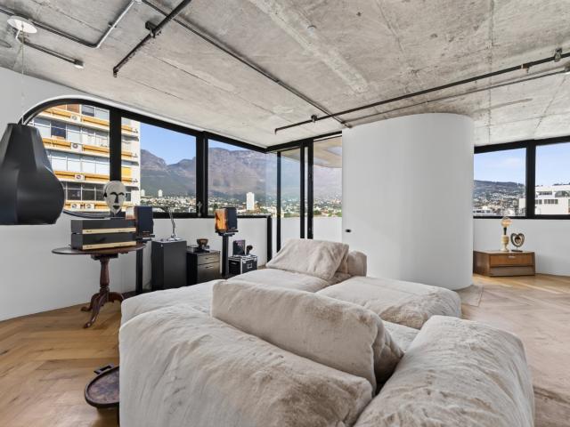 Apartment for sale in Cape Town, Western Cape