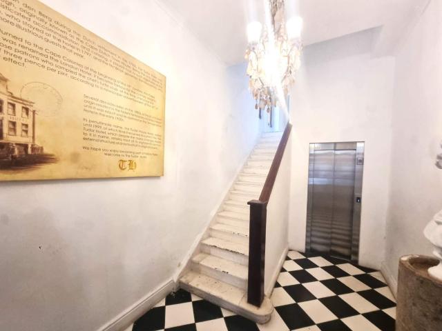 Apartment for sale in Cape Town, Western Cape