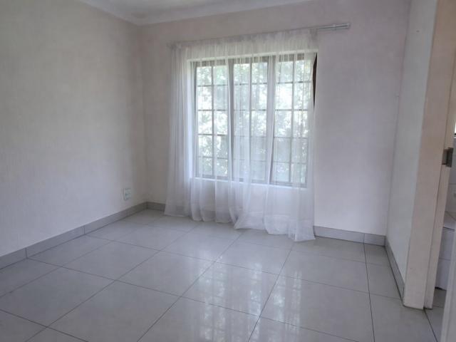 Apartment for sale in Nooitgedacht, Gauteng