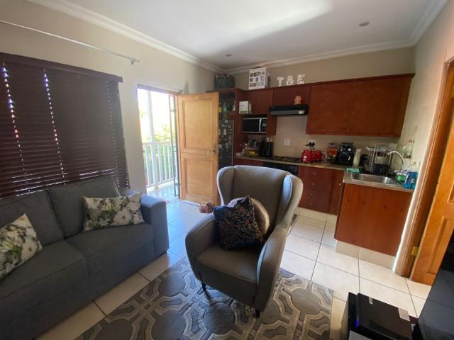 Apartment for sale in Dr Kenneth Kaunda, North West