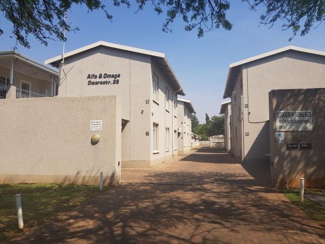 Apartment for sale in Dr Kenneth Kaunda, North West