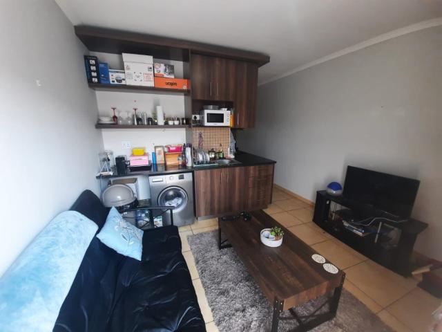 Apartment for sale in Dr Kenneth Kaunda, North West