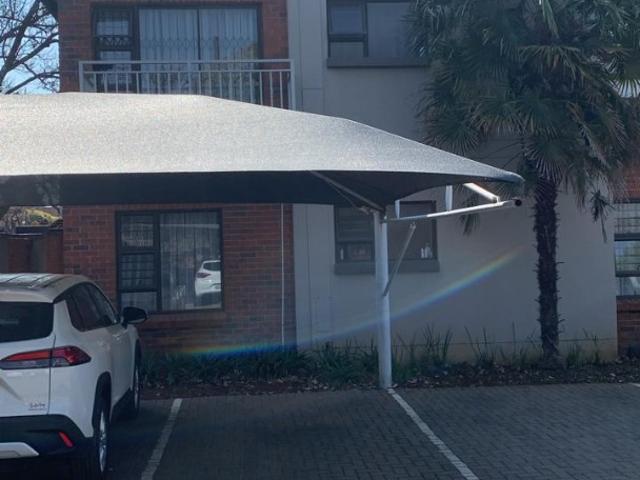 Apartment for sale in Dr Kenneth Kaunda, North West
