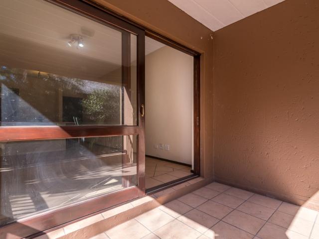 Apartment for sale in Sandton, Douglasdale
