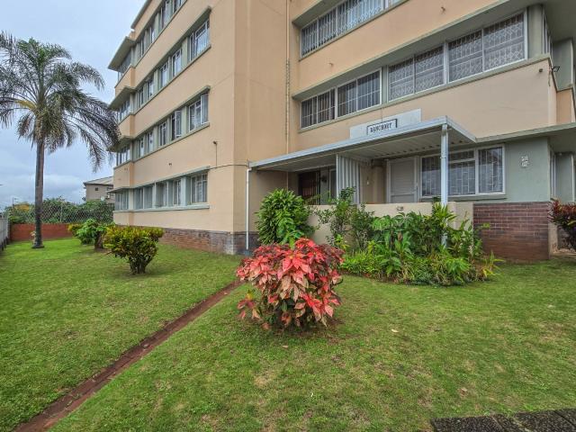Apartment for sale in Seaview, Kwazulu-natal