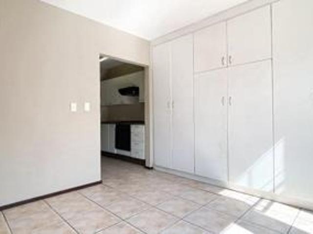 Apartment for sale in Nooitgedacht, Gauteng