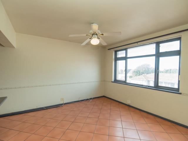 Apartment for sale in Port Elizabeth, Eastern Cape