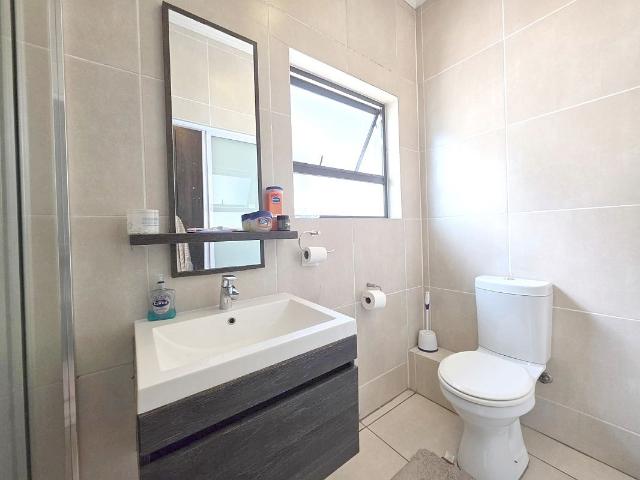 Apartment for sale in Vosloorus, Gauteng