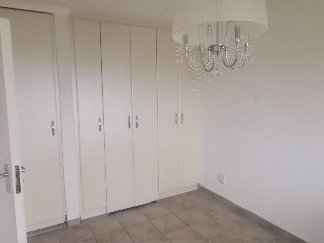 Apartment for sale in Kingsburgh, Kwazulu-natal