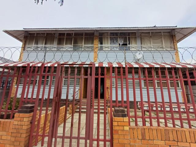 Apartment for sale in Vosloorus, Gauteng