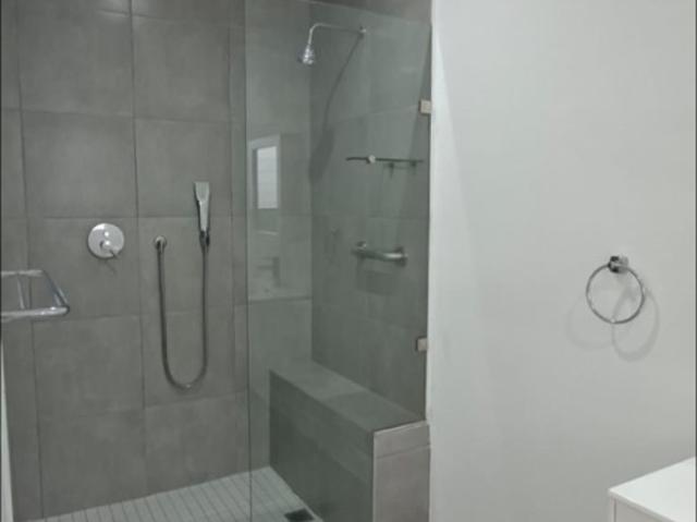 Apartment for sale in Kloof, Kwazulu-natal