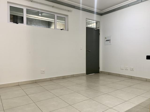 Apartment for sale in Vosloorus, Gauteng