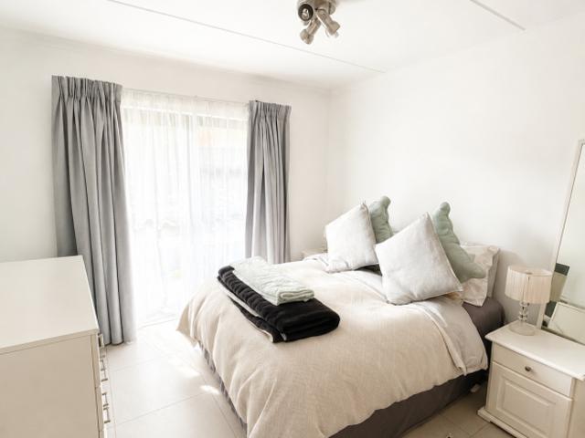 Apartment for sale in Alexandra, Gauteng