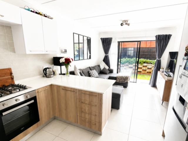Apartment for sale in Alexandra, Gauteng